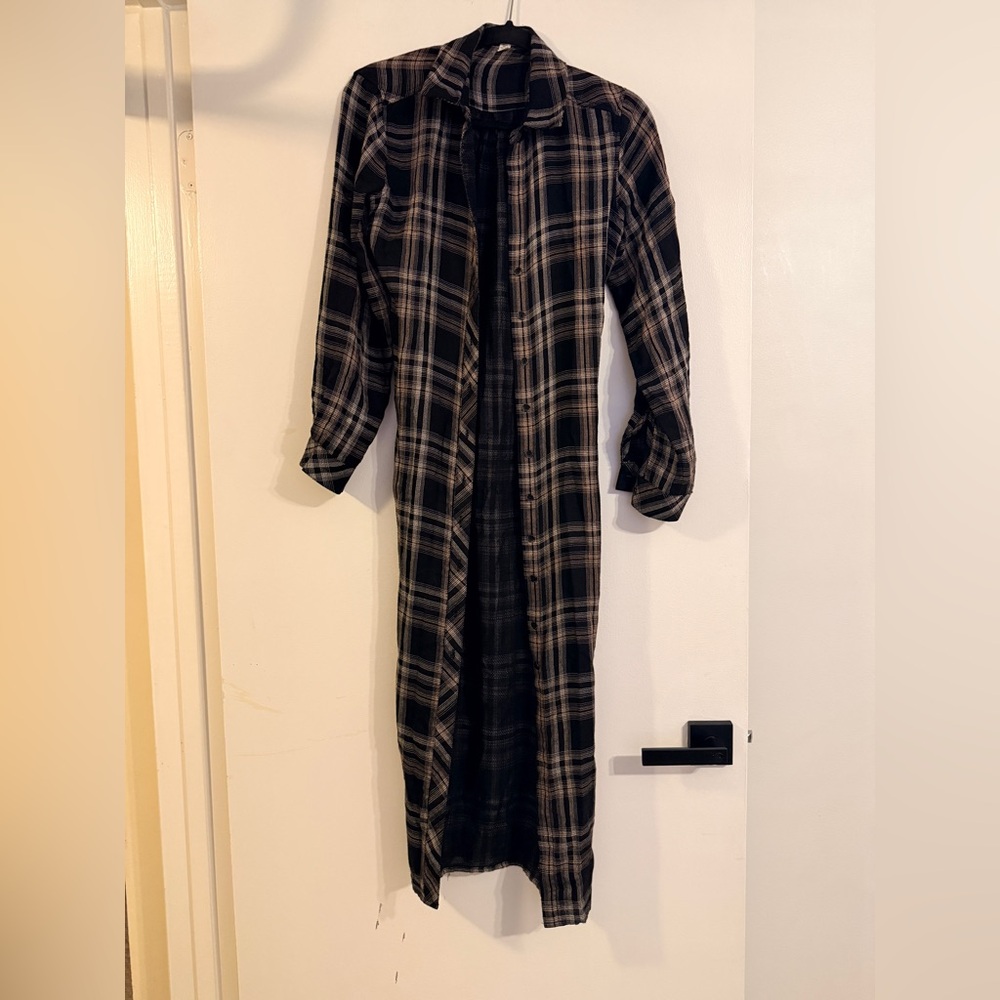 CLOTH & STONE Long Sleeve Belted Duster in Maple Wood Plaid SIZE: SMALL - Picture 3 of 11
